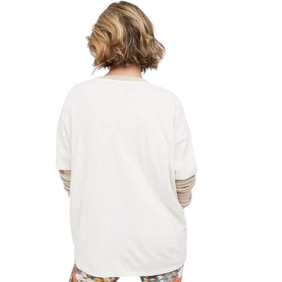 Offline by Aerie | Women's Unstoppable Oversized "Heart Eyes" Tee (Size Large) - Picture 11 of 11